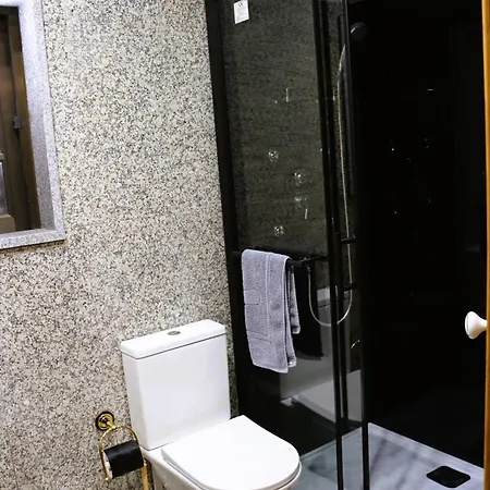 Quartos E Do Patrao