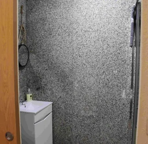 Quartos E Do Patrão