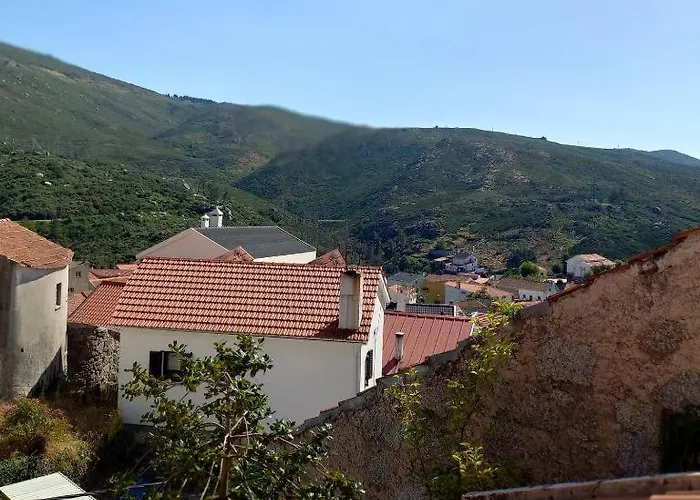 Quartos E Do Patrão Alojamento de Turismo Rural *