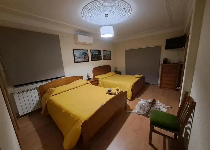 Quartos E Do Patrão *