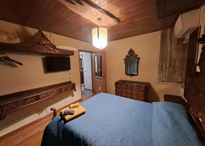 Quartos E Do Patrão Sabugueiro (Guarda)