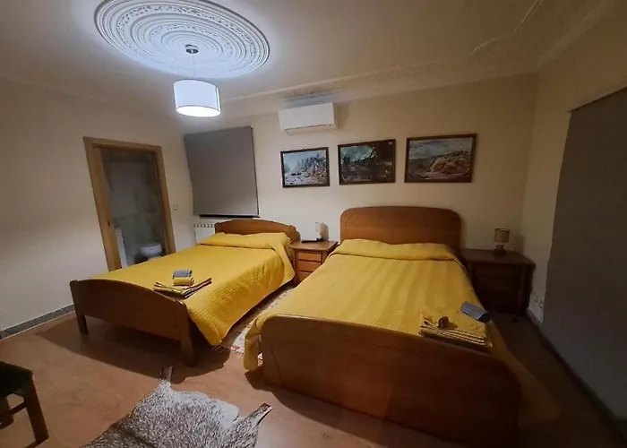 Alojamento de Turismo Rural Quartos E Do Patrão Sabugueiro (Guarda)