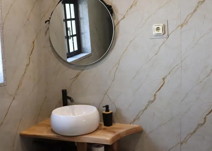 Quartos E Do Patrão