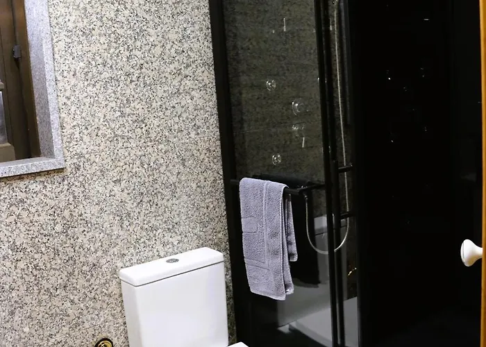 Quartos E Do Patrão